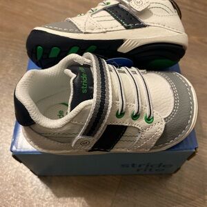 Stride Rite - Size 5XW - Artie Shoe